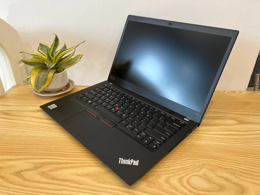 Olcsó notebook: Lenovo Thinkpad T14s G1 -Dr-PC-nél